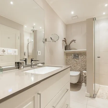 Appartamento Dueuen Hues App 2 *