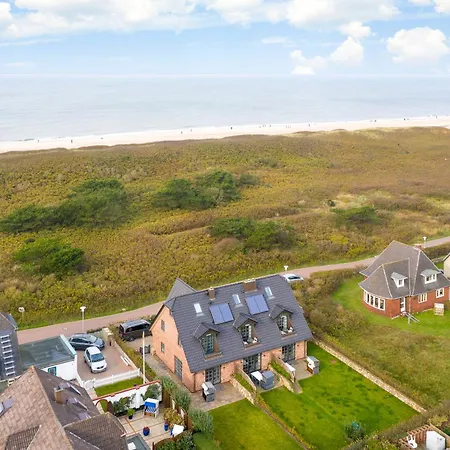 Appartamento Dueuen Hues App 2 *